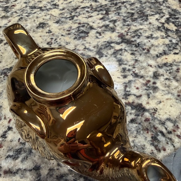 Gold Elephant Teapot - Picture 9 of 15